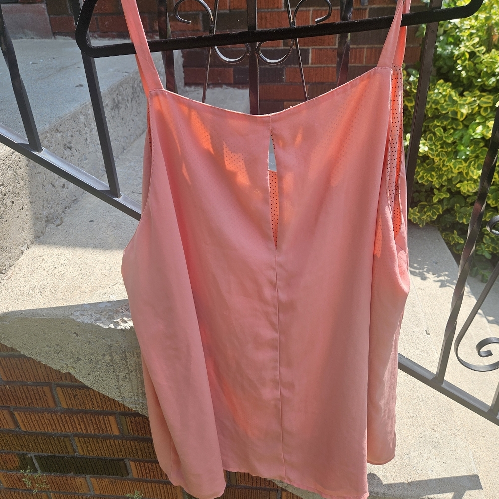 Penningtons Reversible Tank - Picture 4 of 5